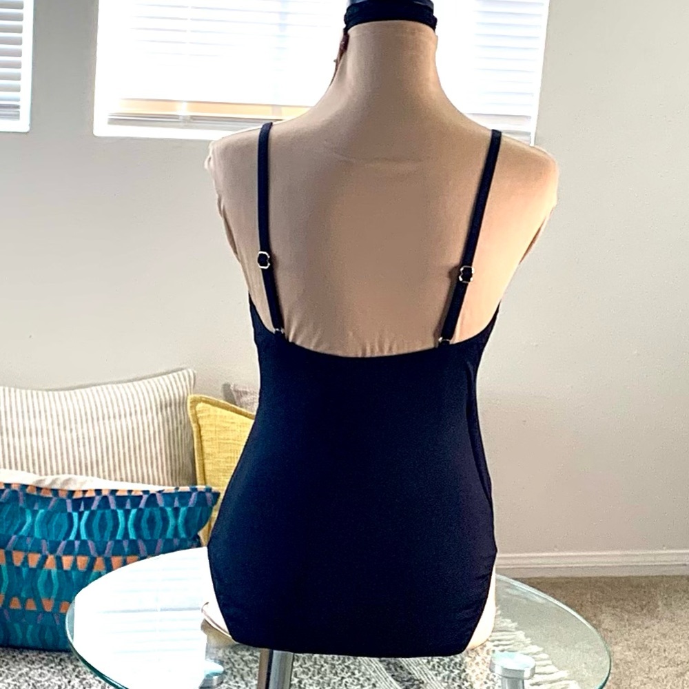 One Piece Swimsuits NWT SZ M - Picture 6 of 11